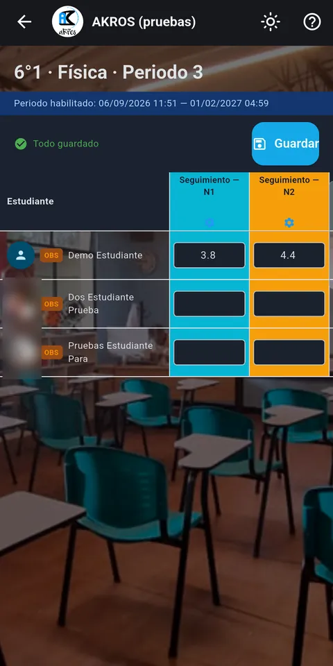 App AKROS: el docente digita notas desde el celular